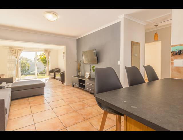 2 BEDROOM FREESTANDING SOLD IN SUNNINGDALE